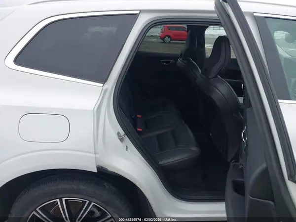 YV4102DL9M1855281 2021 VOLVO XC60 - Image 8