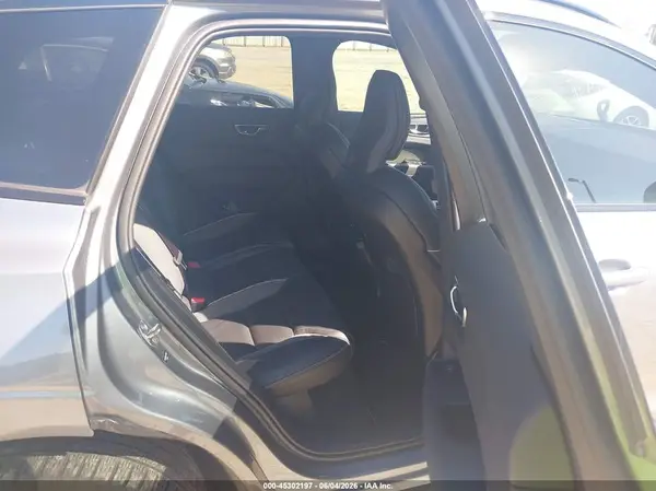 YV4102DM2L1512402 2020 VOLVO XC60 - Image 8