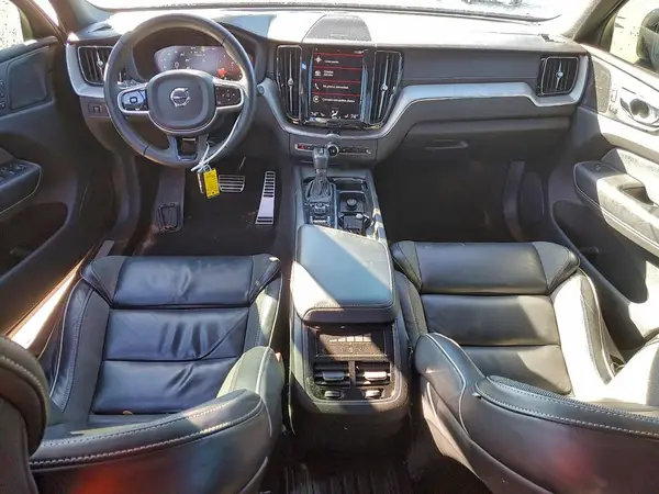 YV4102DM8M1864465 2021 VOLVO XC60 - Image 8