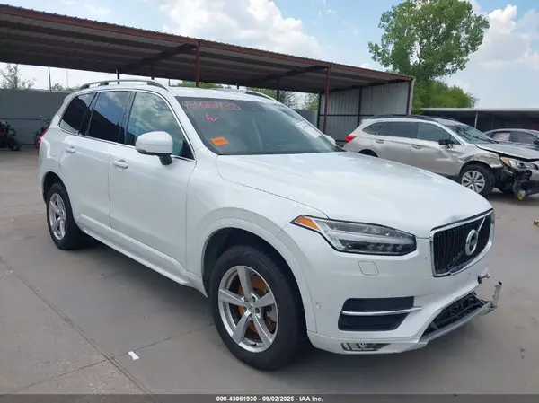 YV4102KK2H1121663 2017 VOLVO XC90 - Image 1