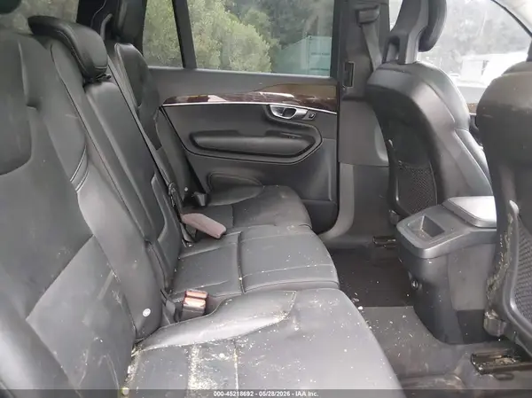 YV4102KK2H1163413 2017 VOLVO XC90 - Image 8