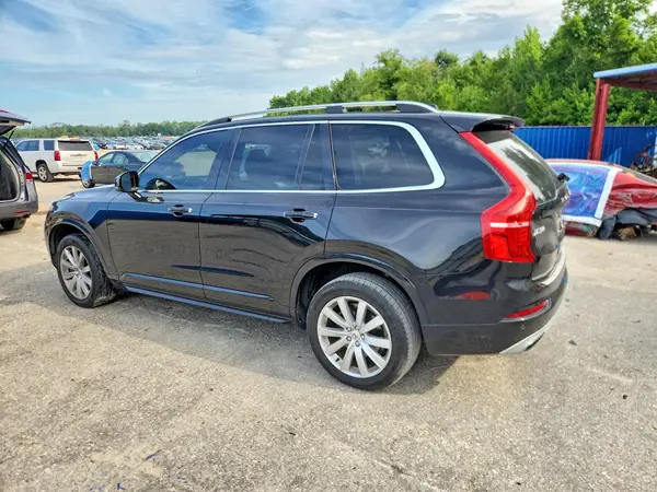 YV4102KK4H1115752 2017 VOLVO XC90 - Image 2