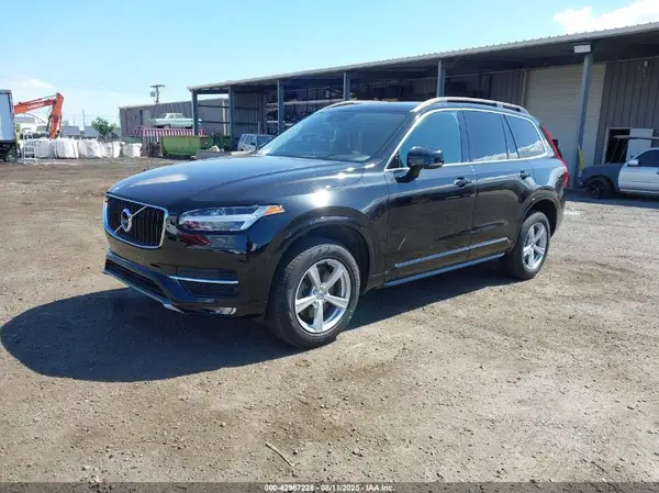YV4102KK7H1110304 2017 VOLVO XC90 - Image 2