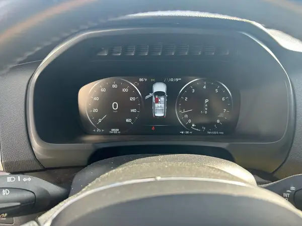 YV4102KK7H1162919 2017 VOLVO XC90 - Image 8