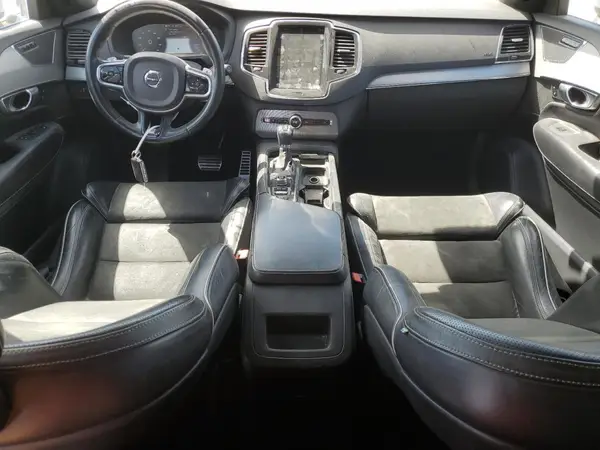 YV4102KM4J1200145 2018 VOLVO XC90 - Image 8