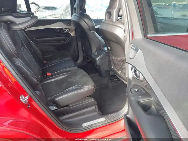 YV4102KM5H1106527 2017 VOLVO XC90 - Image 8