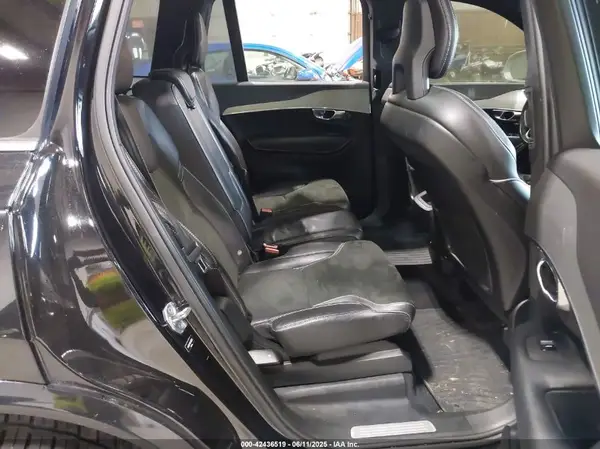 YV4102KM6H1156529 2017 VOLVO XC90 - Image 8