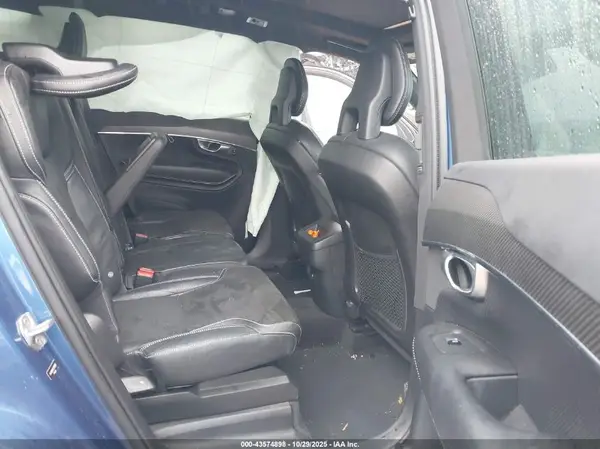 YV4102KM6J1196907 2018 VOLVO XC90 - Image 8