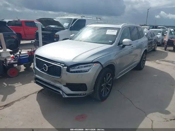 YV4102KM6J1216122 2018 VOLVO XC90 - Image 2