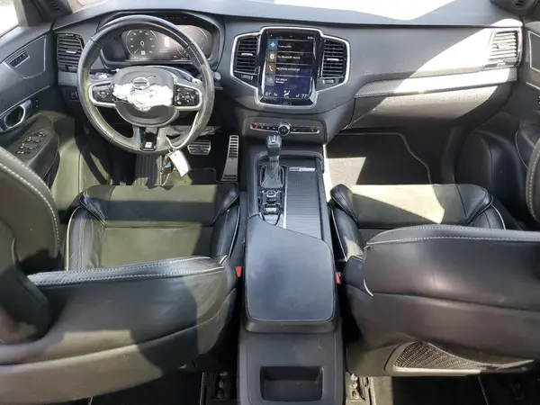 YV4102KMXH1135618 2017 VOLVO XC90 - Image 8