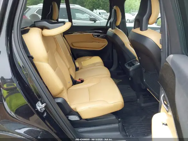 YV4102PK0J1345867 2018 VOLVO XC90 - Image 8