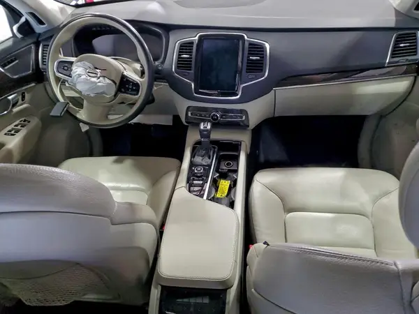 YV4102PK0J1348252 2018 VOLVO XC90 - Image 8