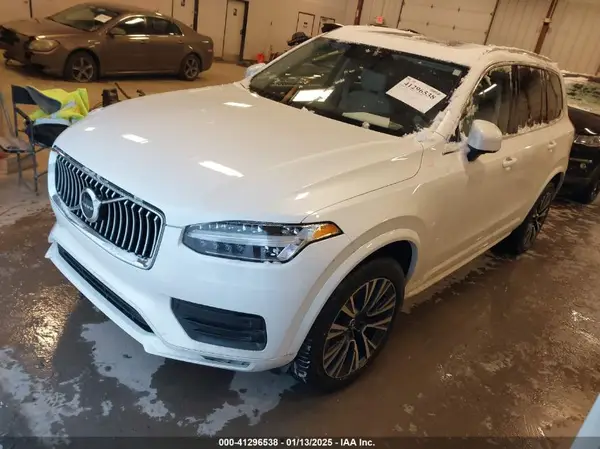 YV4102PK0N1801551 2022 VOLVO XC90 - Image 2