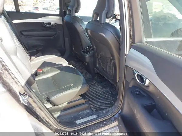 YV4102PK1H1106323 2017 VOLVO XC90 - Image 8