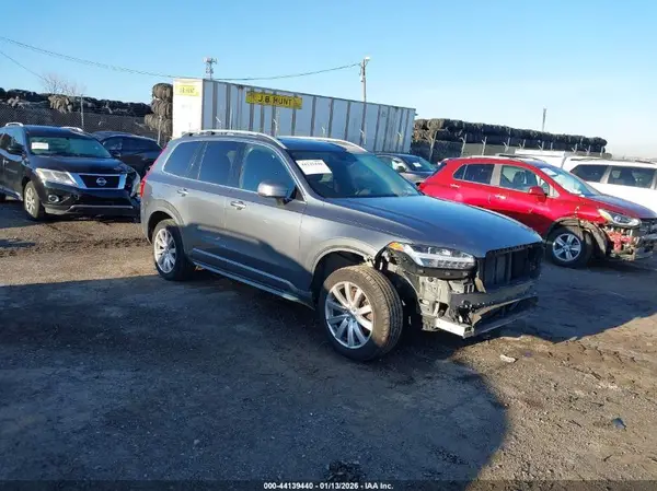 YV4102PK1J1343965 2018 VOLVO XC90 - Image 1