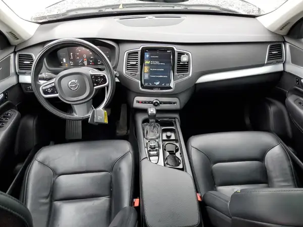 YV4102PK1J1363813 2018 VOLVO XC90 - Image 8