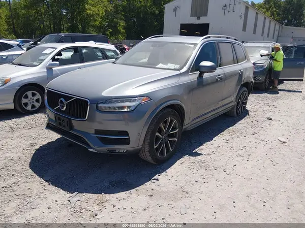 YV4102PK2J1370589 2018 VOLVO XC90 - Image 2