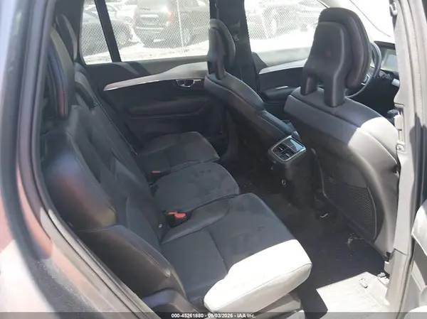 YV4102PK2J1370589 2018 VOLVO XC90 - Image 8