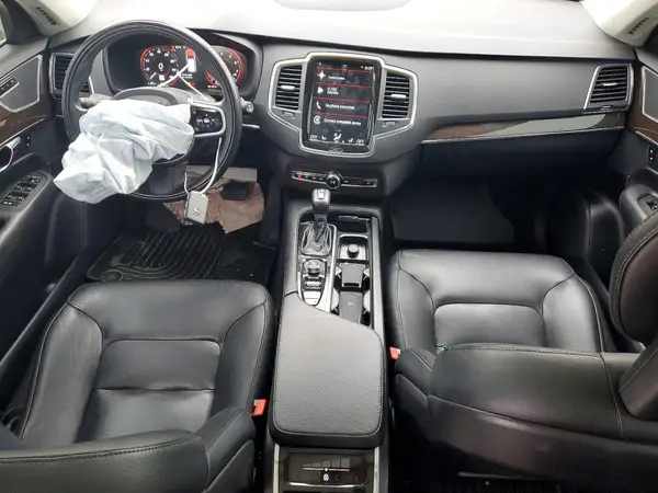 YV4102PK2J1373640 2018 VOLVO XC90 - Image 8