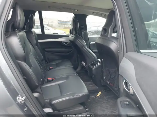 YV4102PK2J1384704 2018 VOLVO XC90 - Image 8