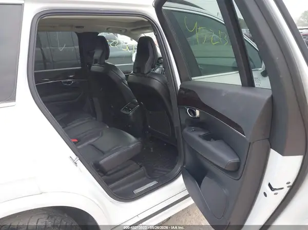 YV4102PK2K1485260 2019 VOLVO XC90 - Image 8