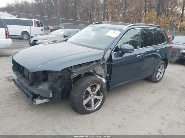 YV4102PK2K1494914 2019 VOLVO XC90 - Image 2