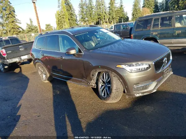YV4102PK3J1369791 2018 VOLVO XC90 - Image 1