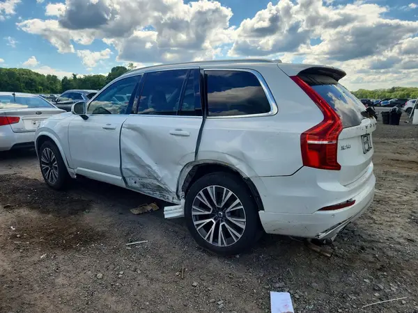YV4102PK3M1699077 2021 VOLVO XC90 - Image 2