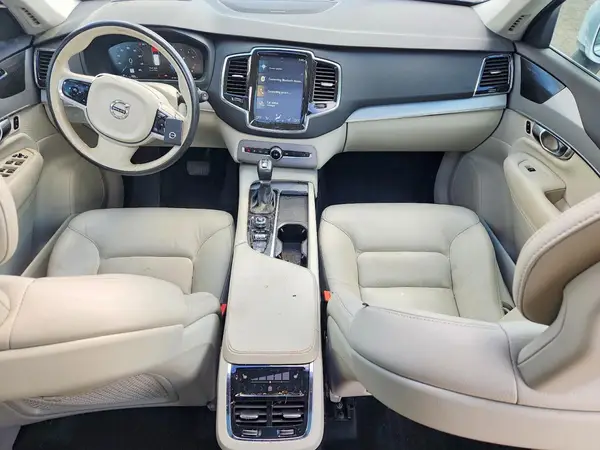 YV4102PK3M1699077 2021 VOLVO XC90 - Image 8