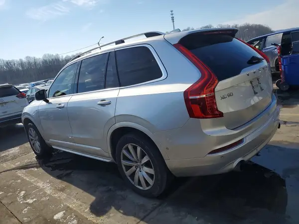 YV4102PK4J1347394 2018 VOLVO XC90 - Image 2