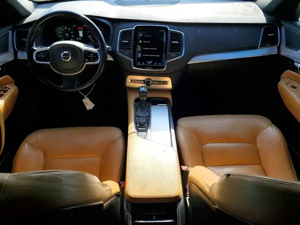 YV4102PK4J1347394 2018 VOLVO XC90 - Image 8