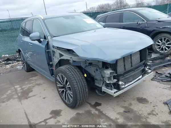 YV4102PK4M1763398 2021 VOLVO XC90 - Image 1