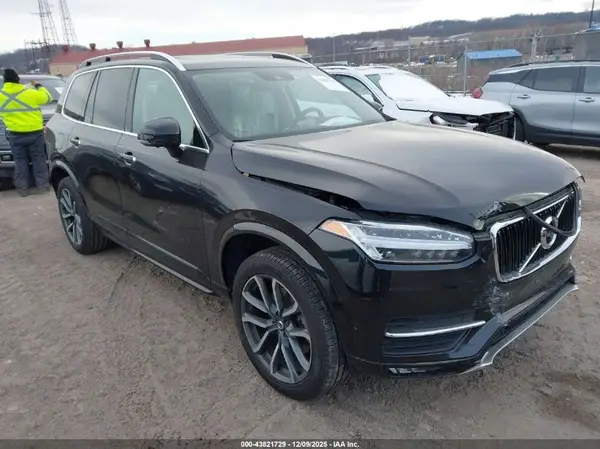 YV4102PK5J1347825 2018 VOLVO XC90 - Image 1