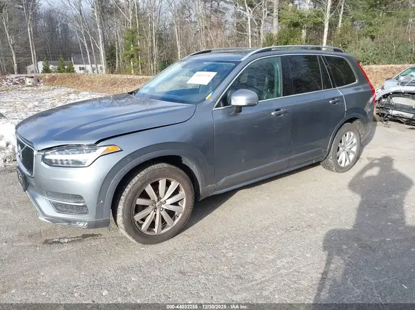 YV4102PK5J1350255 2018 VOLVO XC90 - Image 2