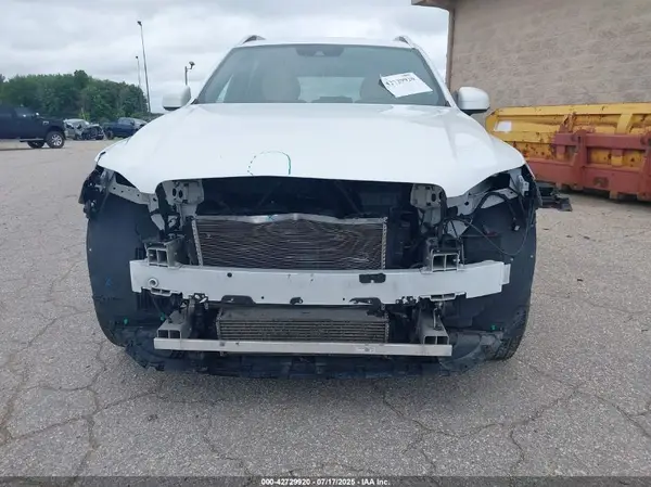 2018 VOLVO XC90 auction photo 6