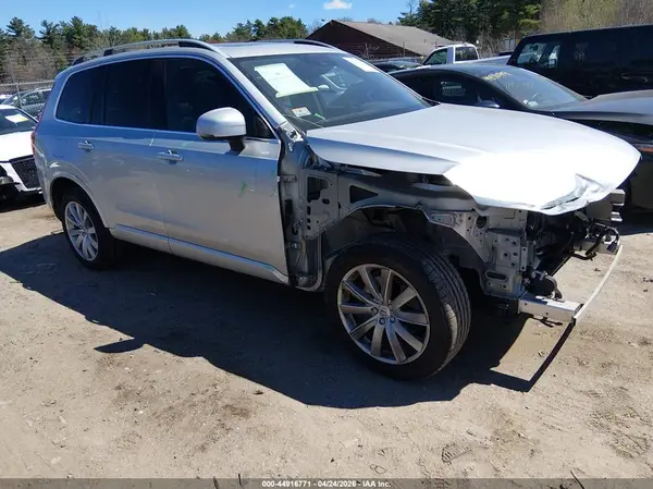 YV4102PK6J1344531 2018 VOLVO XC90 - Image 1