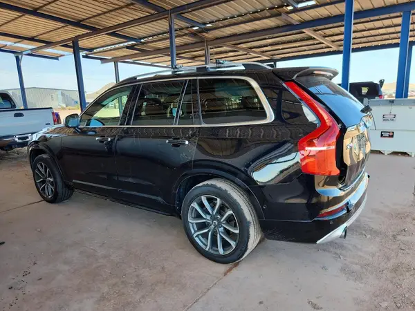 YV4102PK6J1356274 2018 VOLVO XC90 - Image 2
