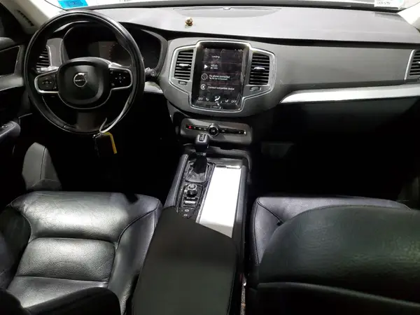 YV4102PK7J1342268 2018 VOLVO XC90 - Image 8