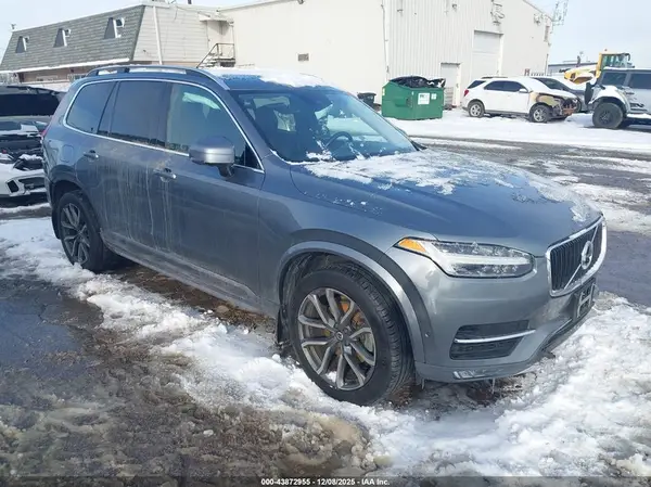 YV4102PK7J1343274 2018 VOLVO XC90 - Image 1