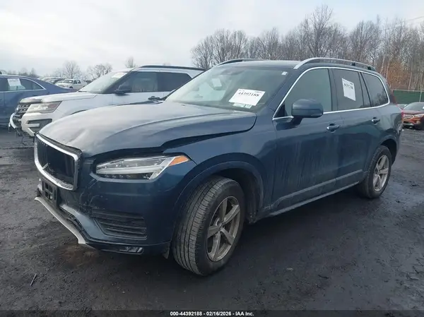 YV4102PK7J1355909 2018 VOLVO XC90 - Image 2