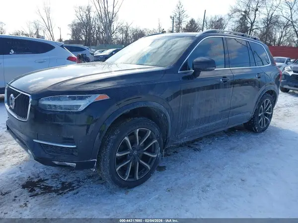 YV4102PK7K1415897 2019 VOLVO XC90 - Image 2