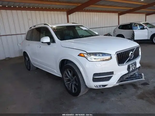YV4102PK7K1420422 2019 VOLVO XC90 - Image 1