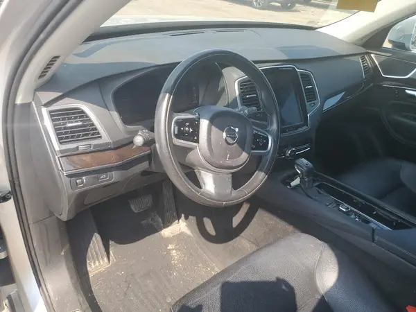 YV4102PK7K1464646 2019 VOLVO XC90 - Image 8
