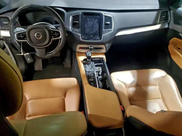 YV4102PK8J1339802 2018 VOLVO XC90 - Image 8