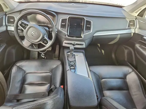 YV4102PK8J1350721 2018 VOLVO XC90 - Image 8