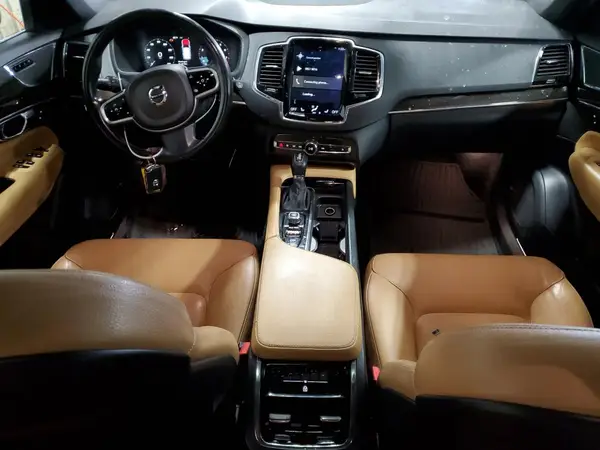YV4102PK8J1357992 2018 VOLVO XC90 - Image 8