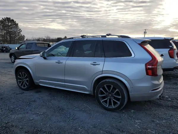 YV4102PK8J1372380 2018 VOLVO XC90 - Image 2
