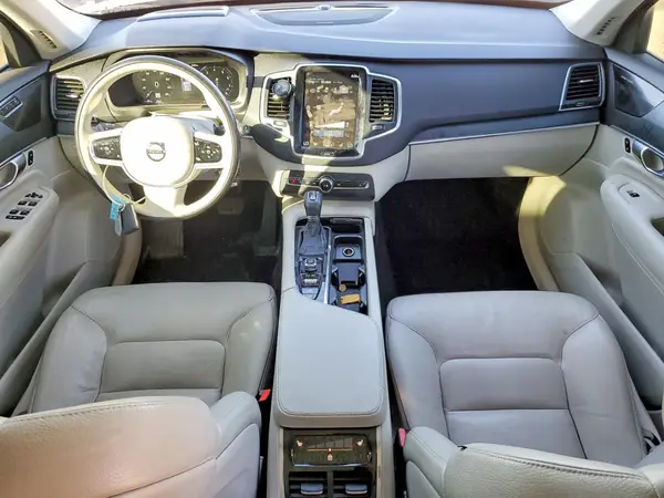 YV4102PK8L1591777 2020 VOLVO XC90 - Image 8