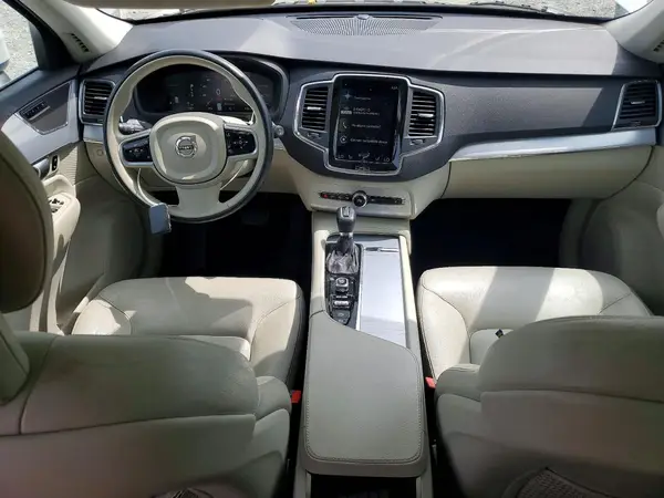 YV4102PK9J1339095 2018 VOLVO XC90 - Image 8