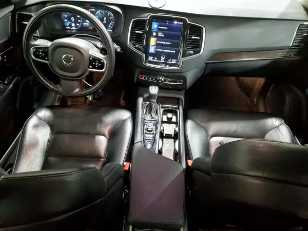 YV4102PK9J1346614 2018 VOLVO XC90 - Image 8
